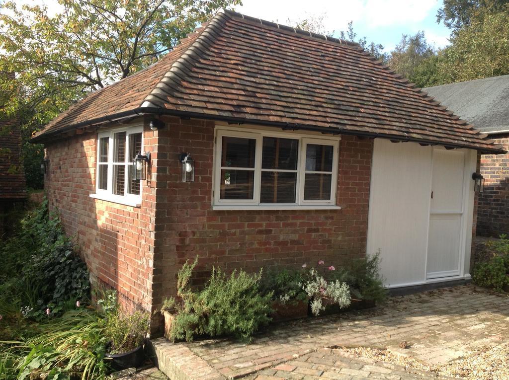 The Hideaway Bed & Breakfast Chelwood Gate Room photo
